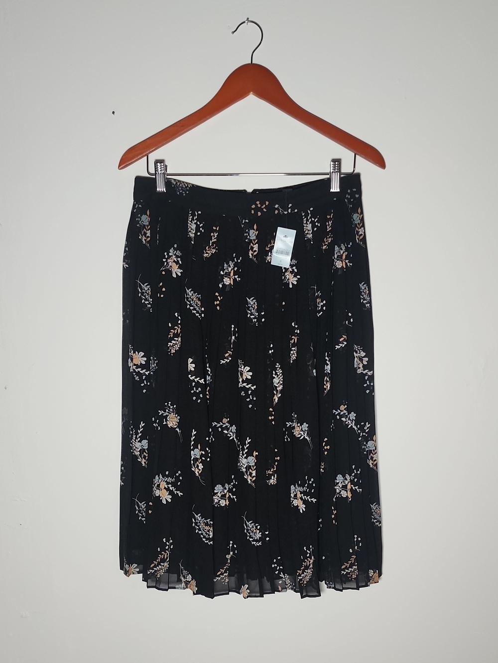 Black Floral Pleated Midi Skirt - Women's